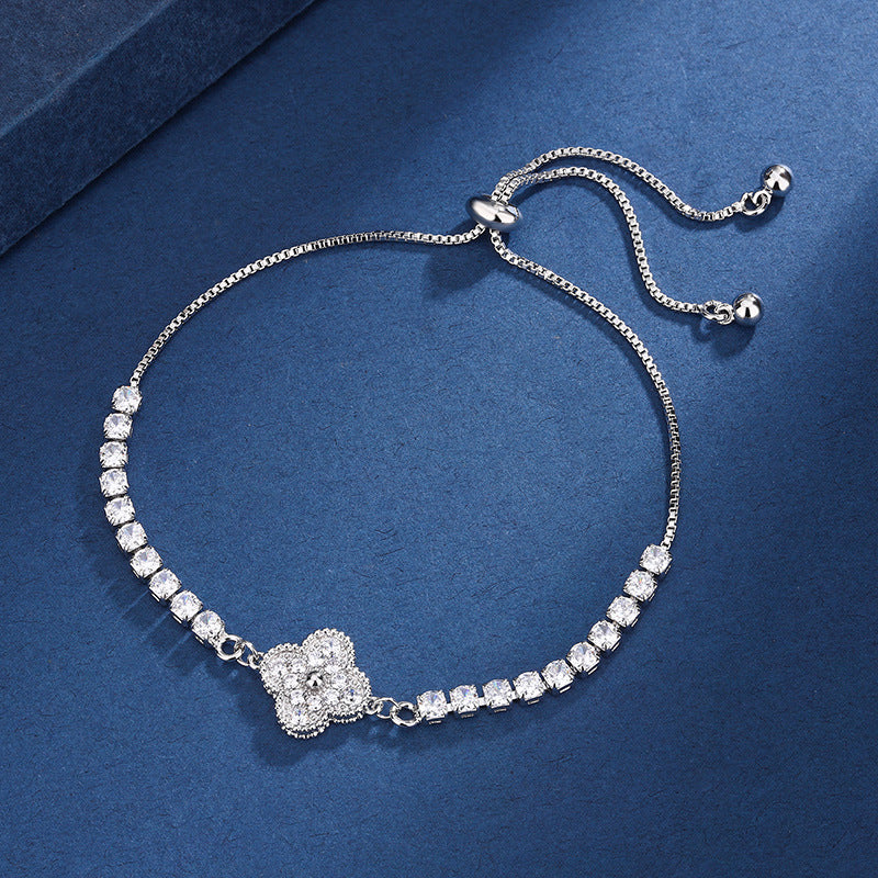 Parure Aria Breloque Trèfle | Or Blanc