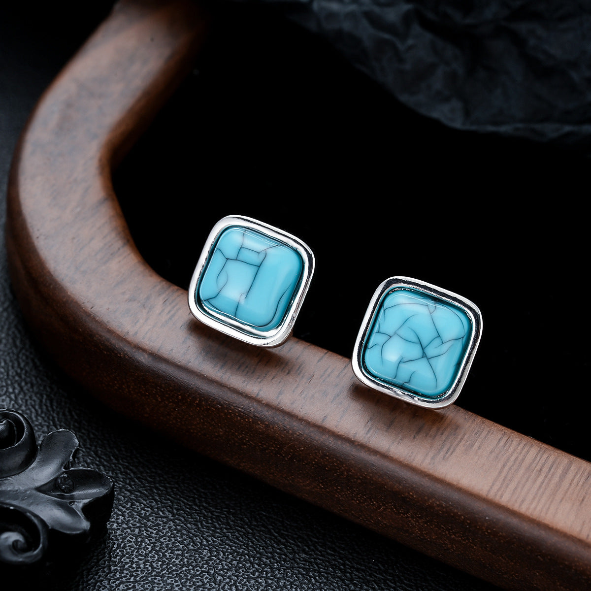 Boucles d'Oreilles Clou Carrées Turquoise | Or Blanc
