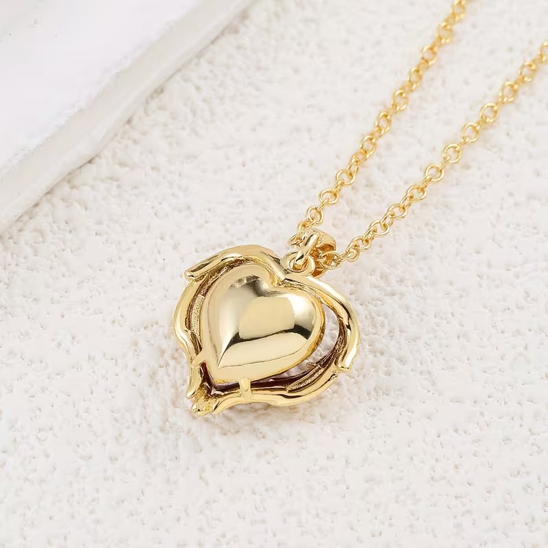 Collier Cœur Rubis Étreinte d'Ange | Or