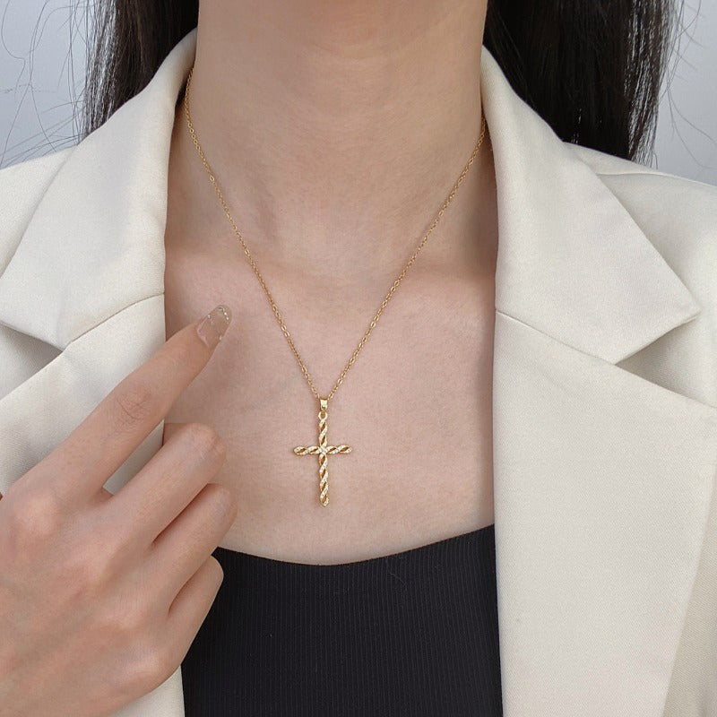 Collier Croix Torsadée Cristal | Or