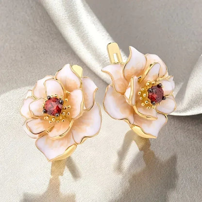 Boucles d'Oreilles Fleur Blanche Zircone Rouge | Or